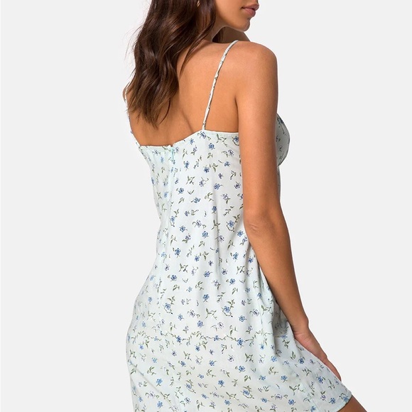 Notel Rocks KUMALA DRESS IN PRETTY PETAL GREEN size S - Picture 3 of 5